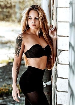Arya LaRoca